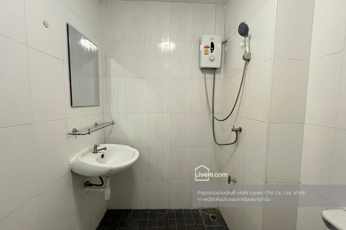 Condo · Phra Khanong, bangkok — photo 4