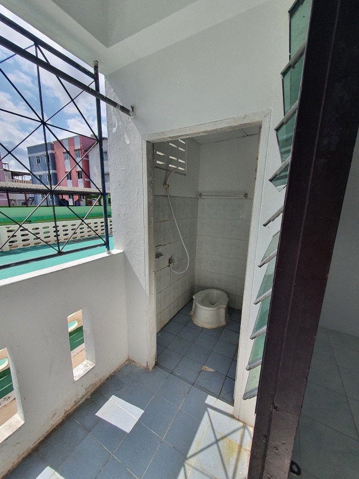 Condo — photo 5