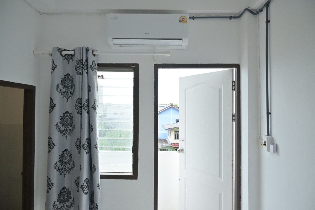 Condo — photo 5