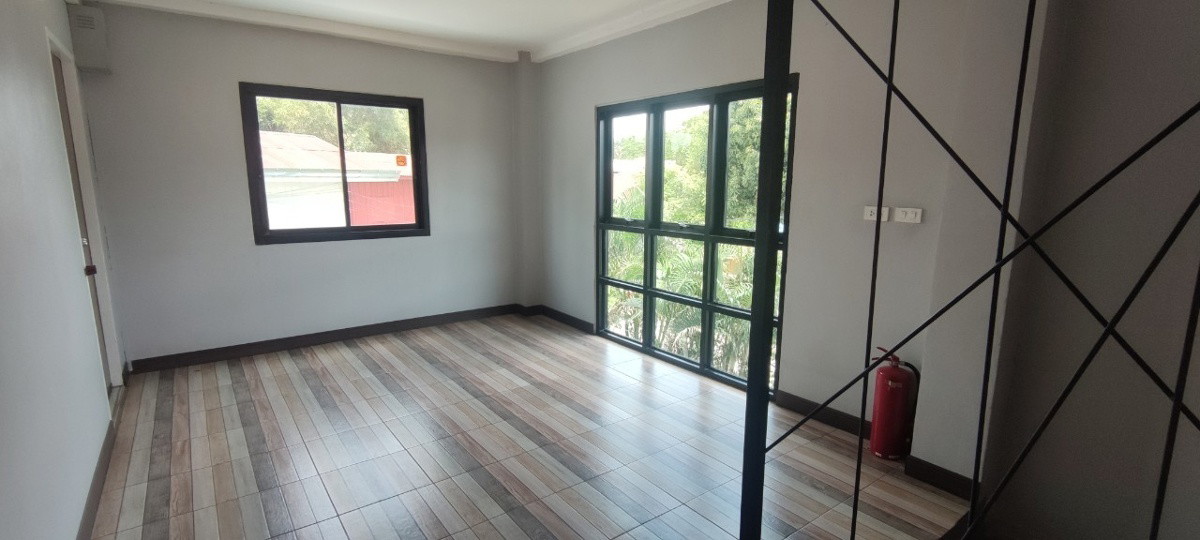 Condo — photo 3