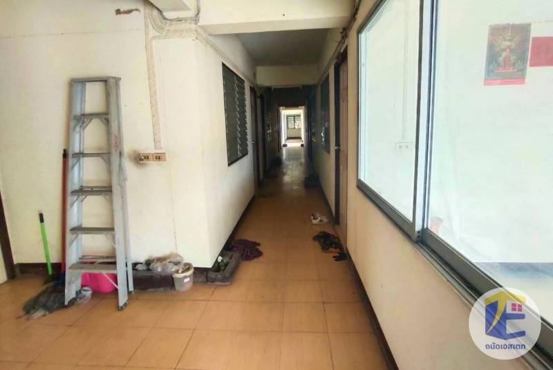 Condo · Mueang Chon Buri, chon_buri — photo 3