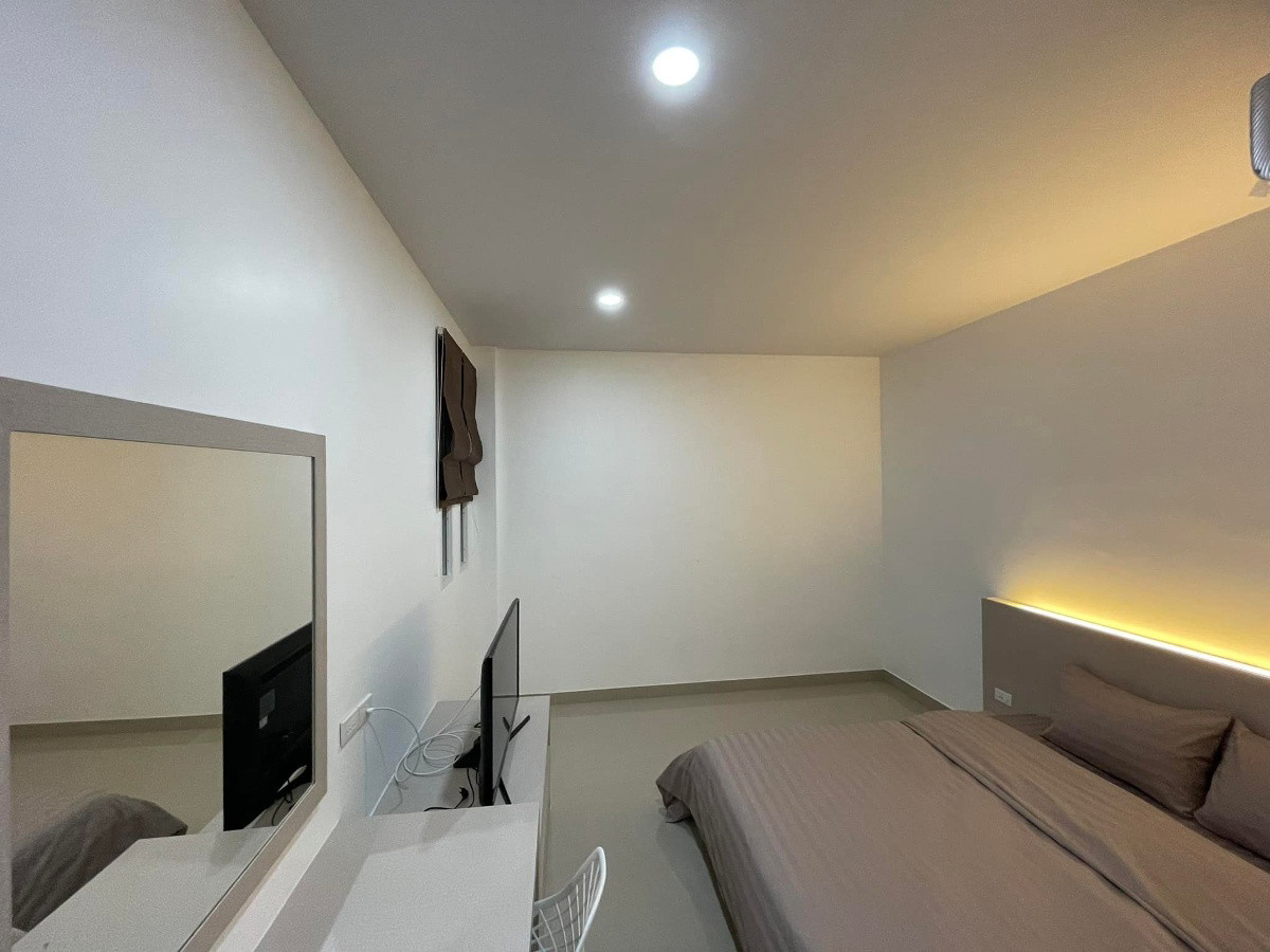 Condo · bangkok — photo 2