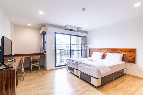 Fully-furnished apartments in Sukhumvit 81,convenient to transportation,just 200 m. from BTS On Nut. - Apartment for Rent