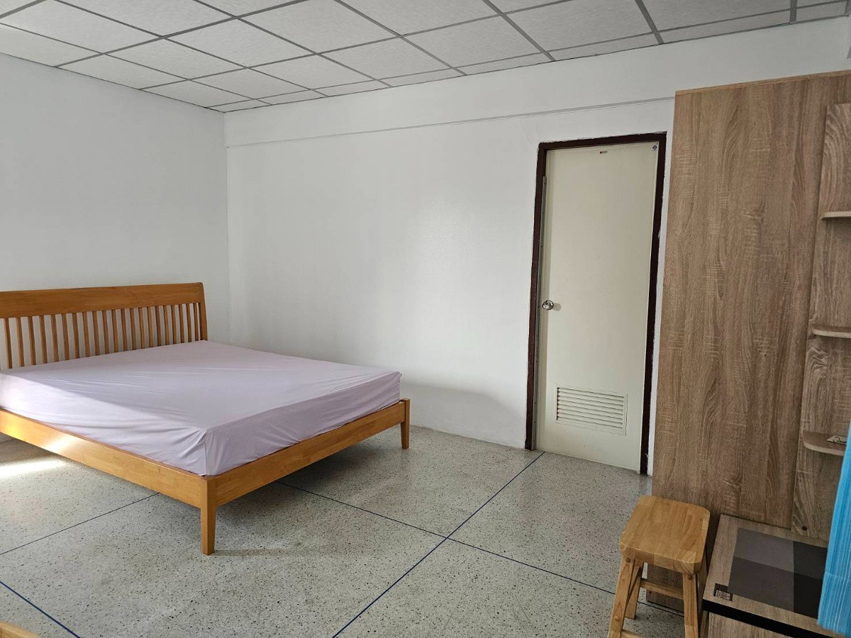 Condo · Mueang Chon Buri, chon_buri — photo 2