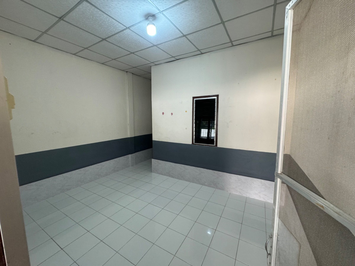 Condo — photo 2