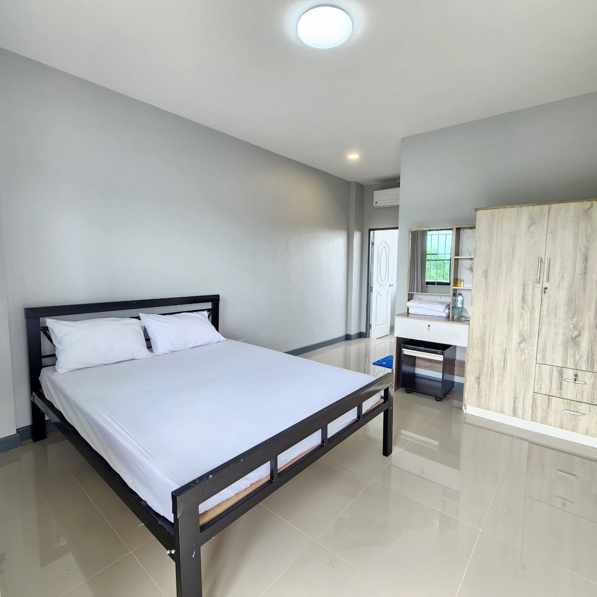 Condo — photo 4