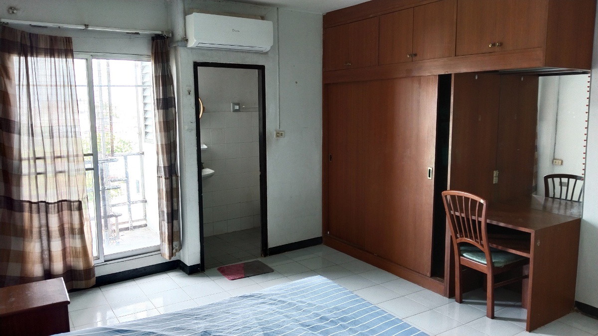 Condo · Bang Sue, bangkok — photo 4