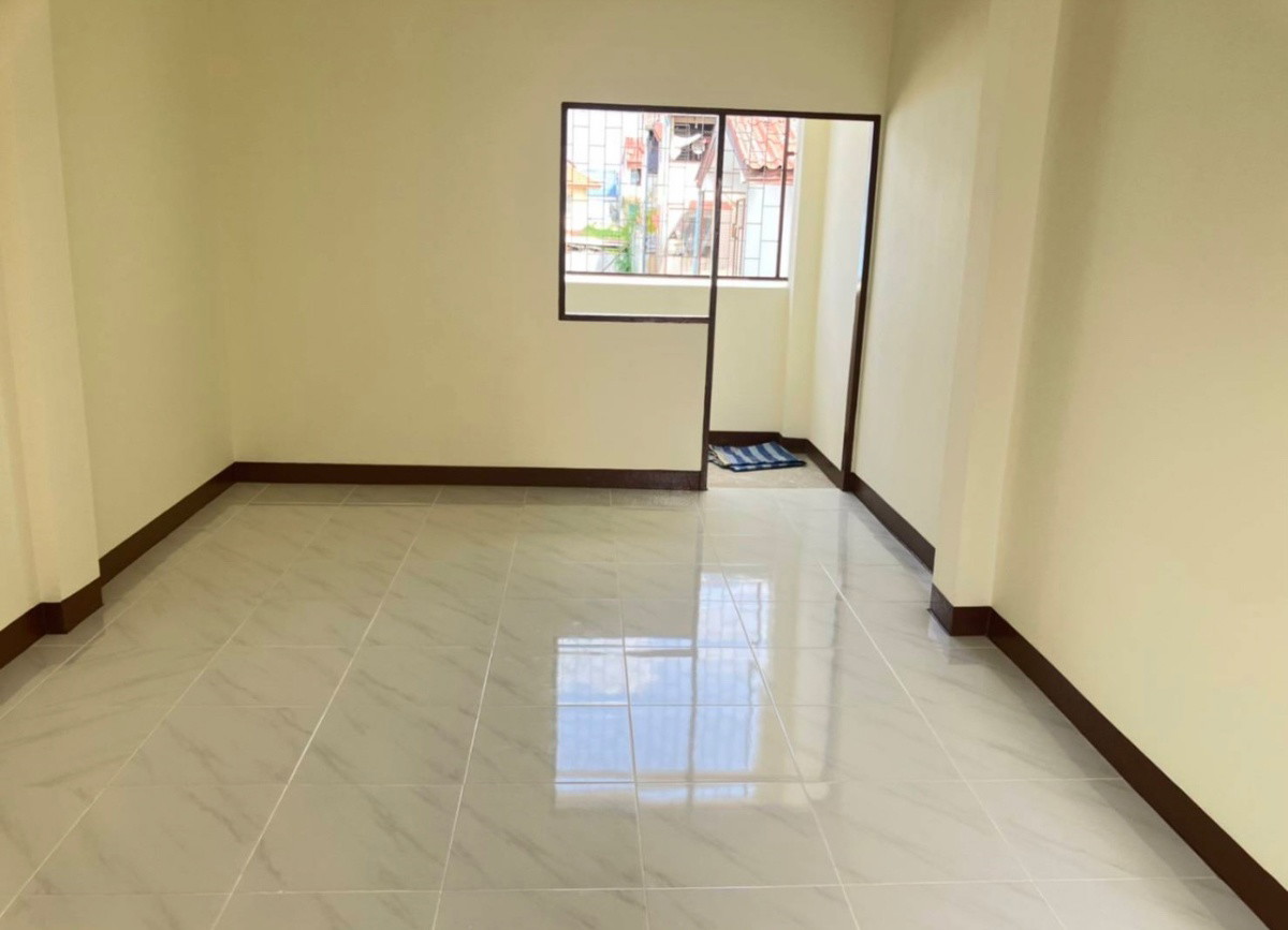 Condo · Bang Phli — photo 1