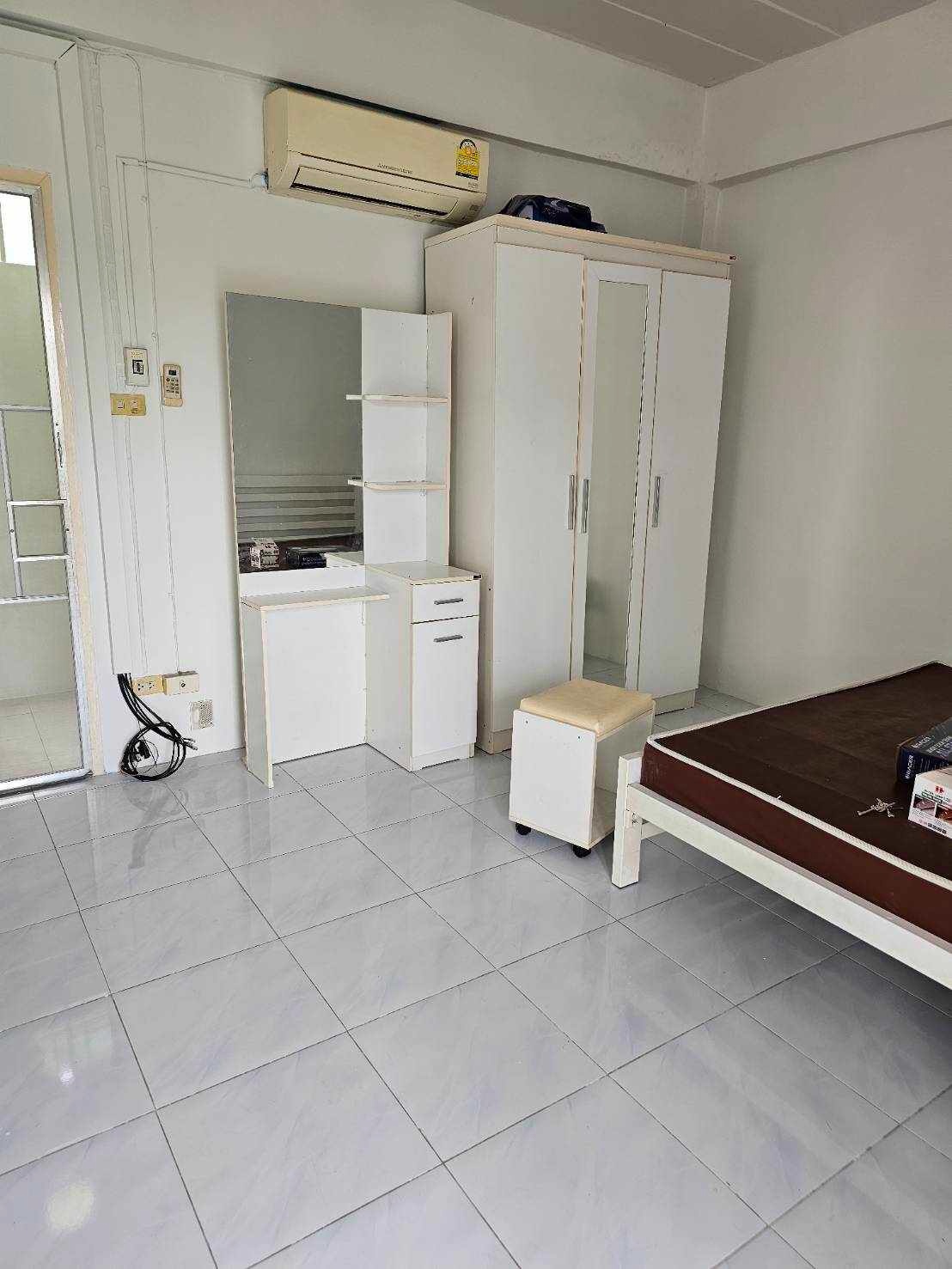 Condo · Mueang Chon Buri, chon_buri — photo 1