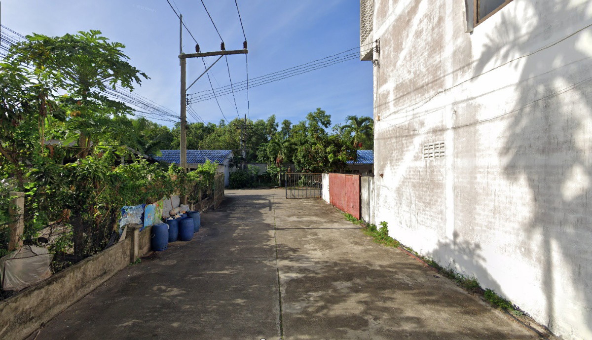 Condo — photo 1
