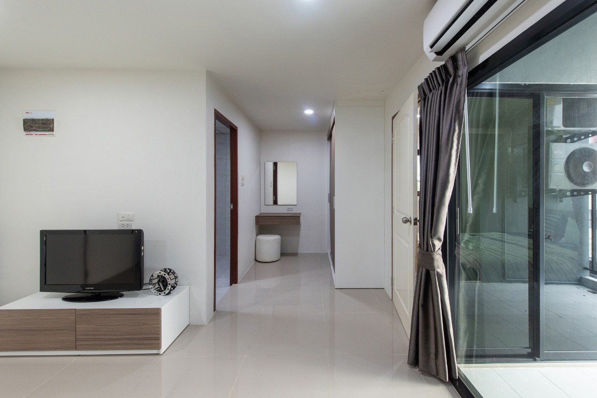 Condo · Mueang Chon Buri, chon_buri — photo 5