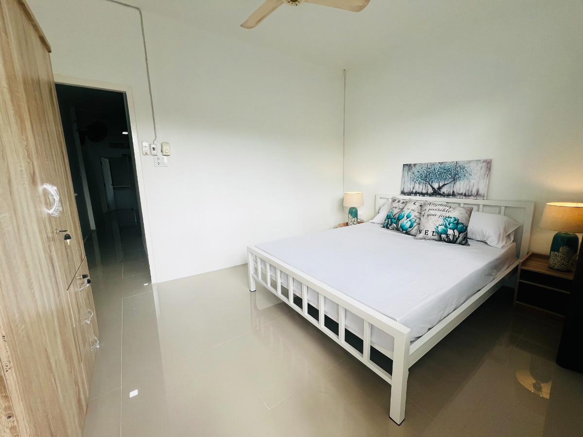 Condo — photo 4