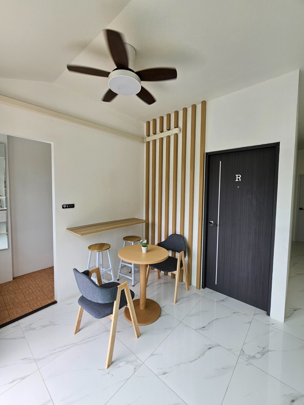 Haru Inn Airport — photo 1