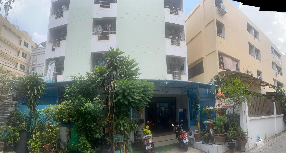Condo · bangkok — photo 2
