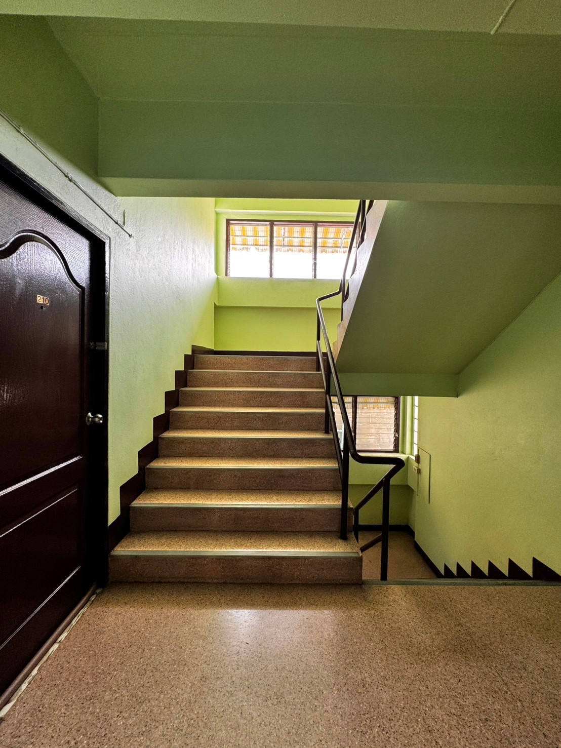 Condo — photo 3