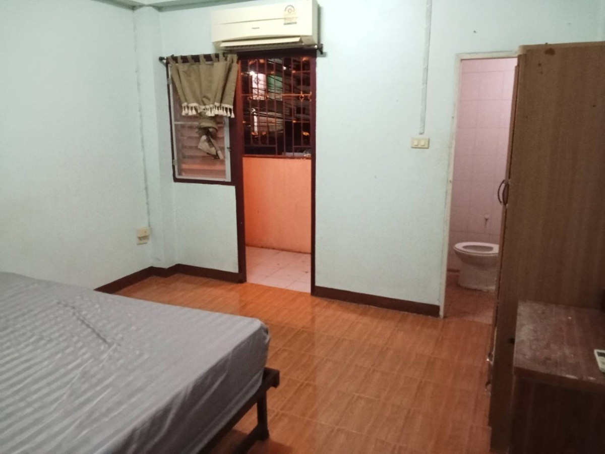 Condo — photo 3