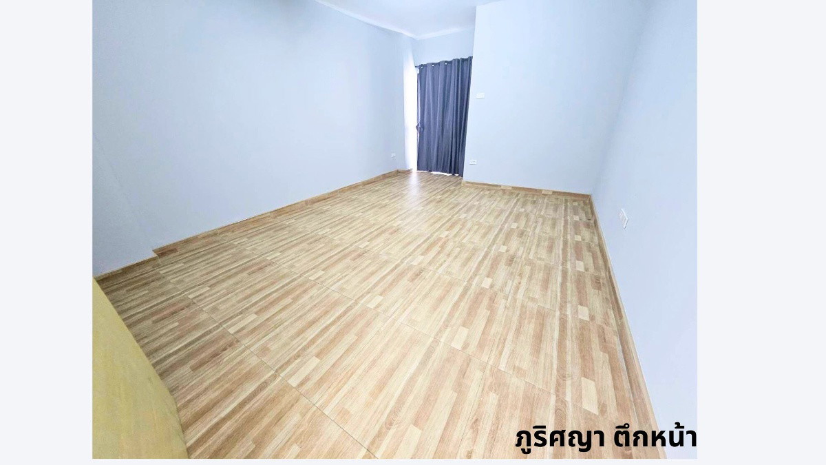 Condo · Bang Phli — photo 4