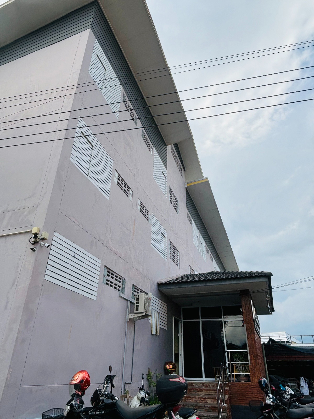 Condo — photo 3