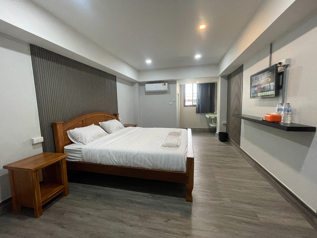 Condo · Phra Pradaeng — photo 1