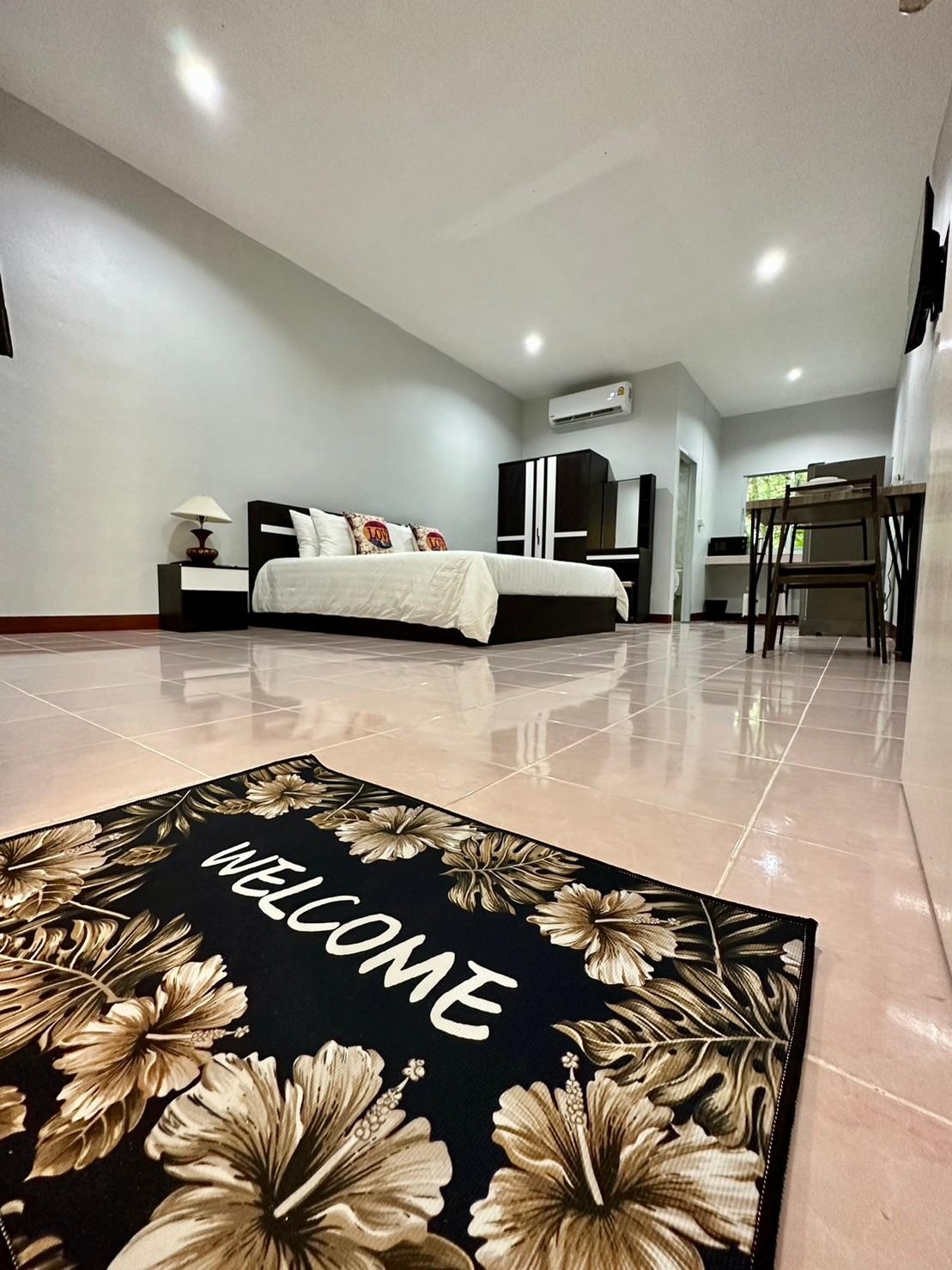 The Cheetar Patong — photo 4