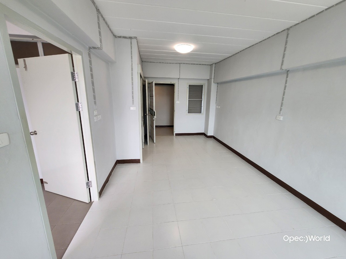 Condo — photo 5