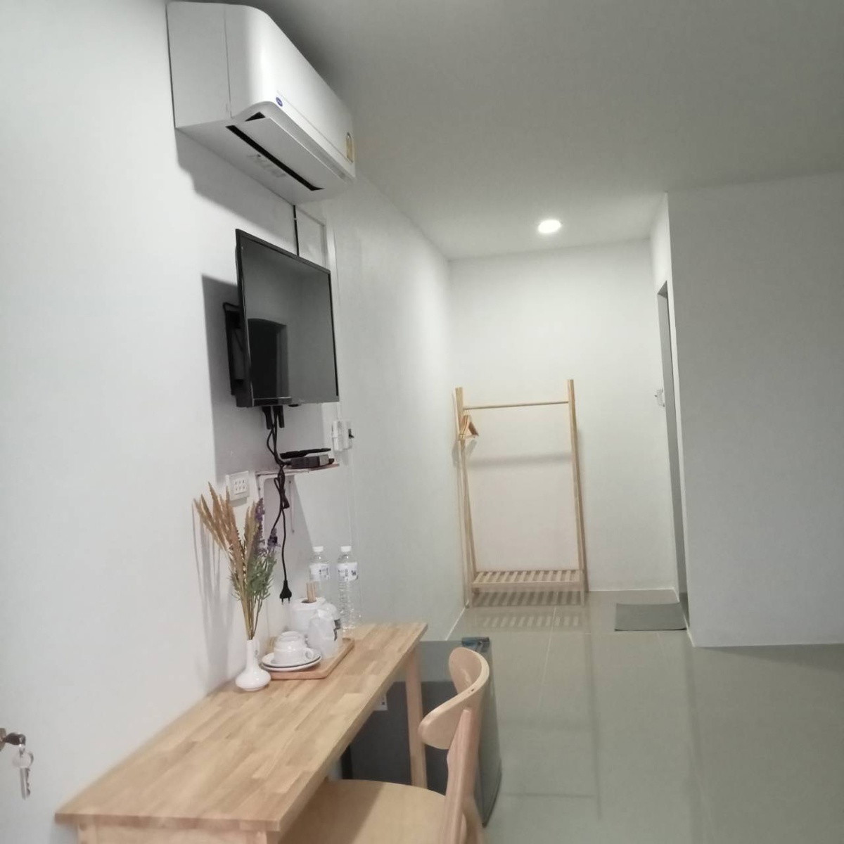 Condo — photo 2