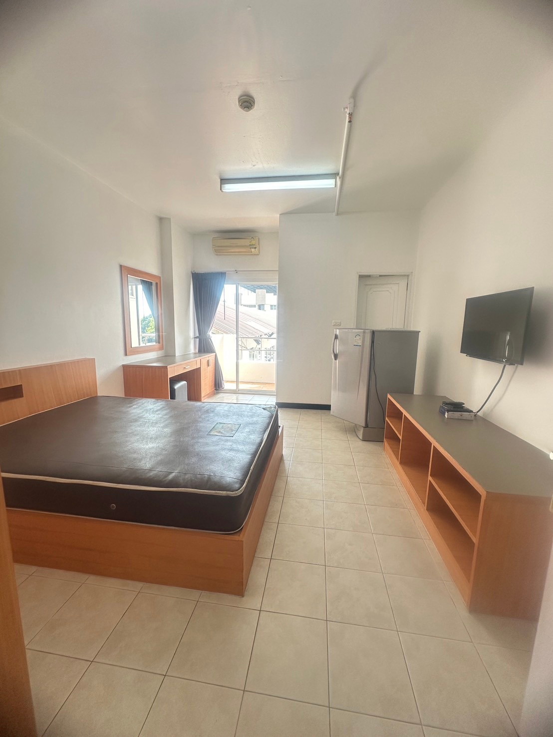 Condo — photo 3