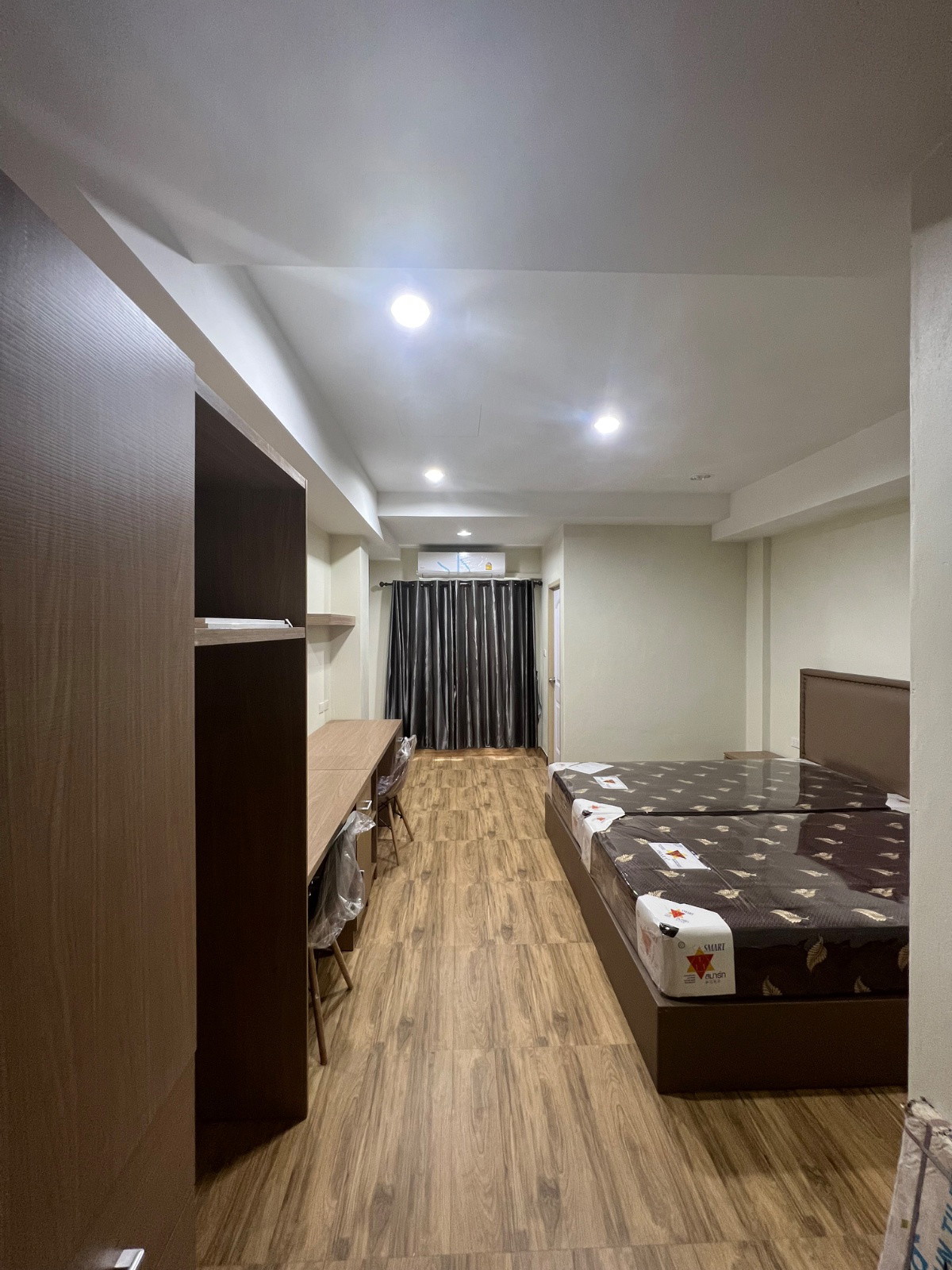 Condo — photo 1