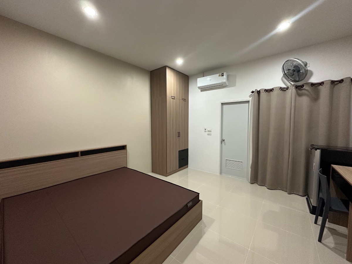Condo — photo 1