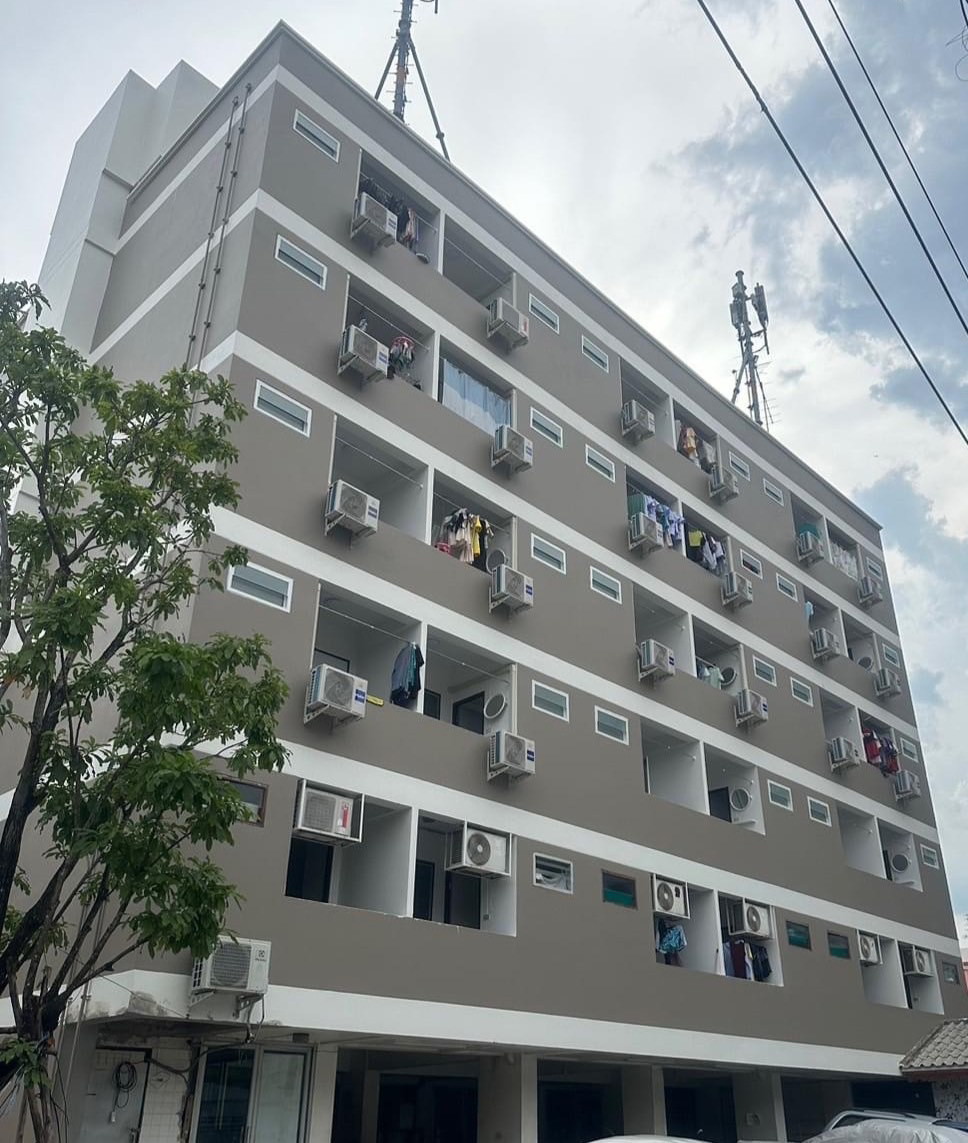 Condo · Bang Kapi, bangkok — photo 1