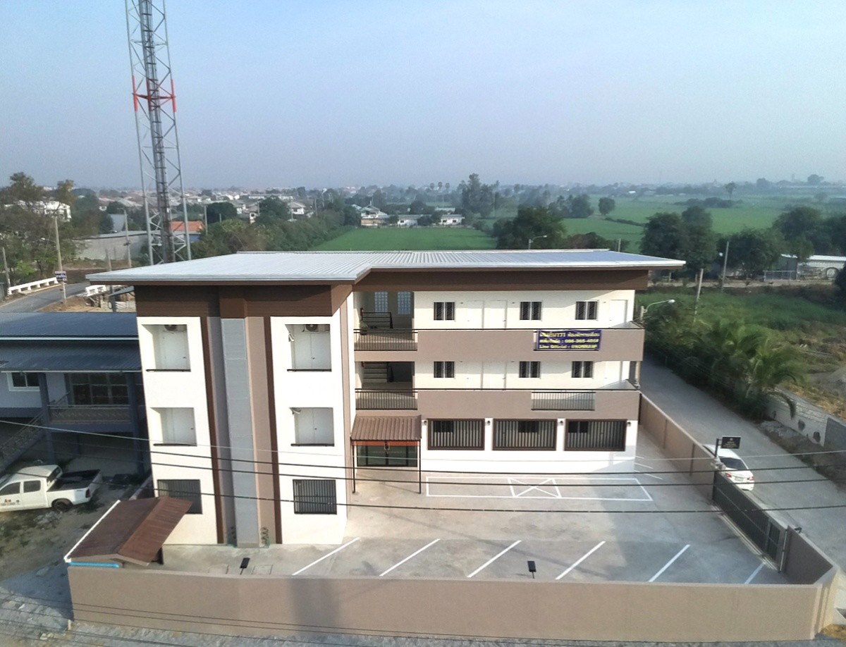 Condo · Bang Yai