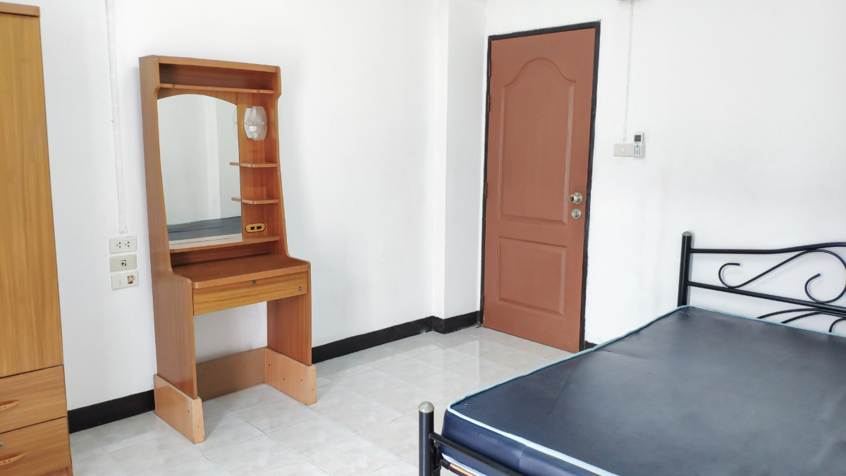 Condo · bangkok — photo 1