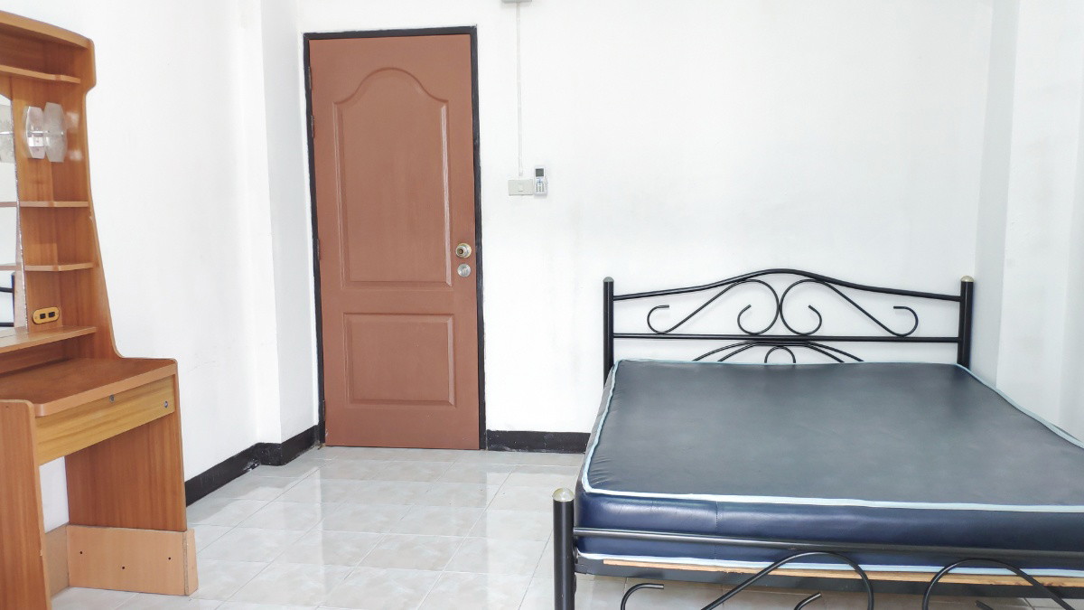 Condo · bangkok — photo 3
