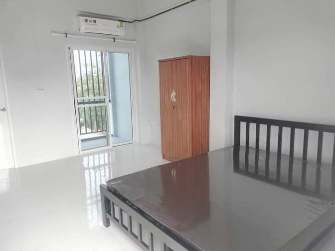 Condo — photo 3