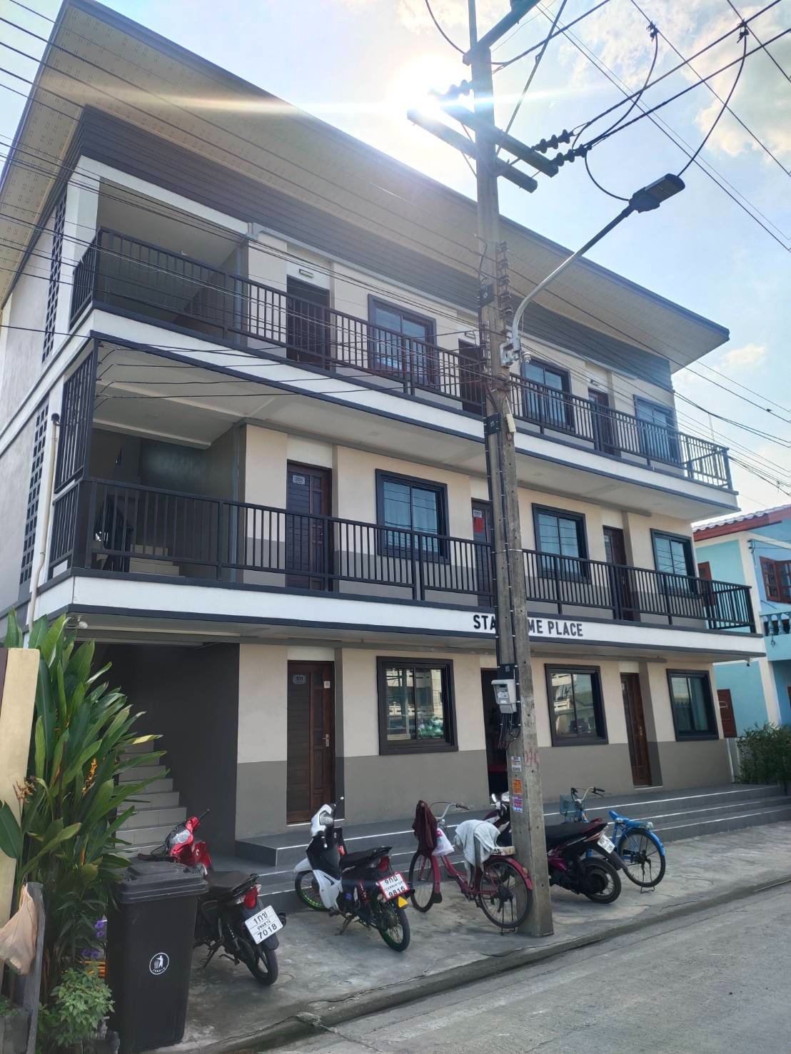 Condo — photo 1