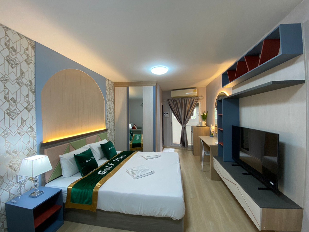 Condo · Khlong Luang — photo 3