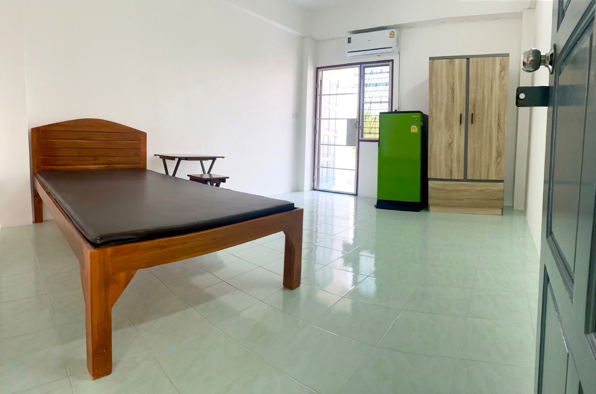 Condo — photo 3