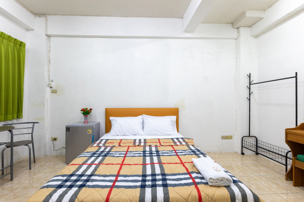 Condo · Wang Thonglang, bangkok — photo 4