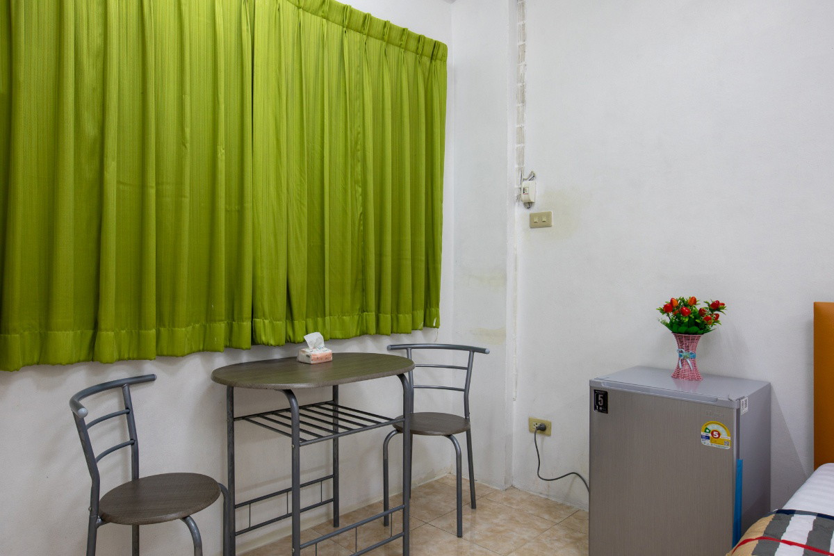 Condo · Wang Thonglang, bangkok — photo 5