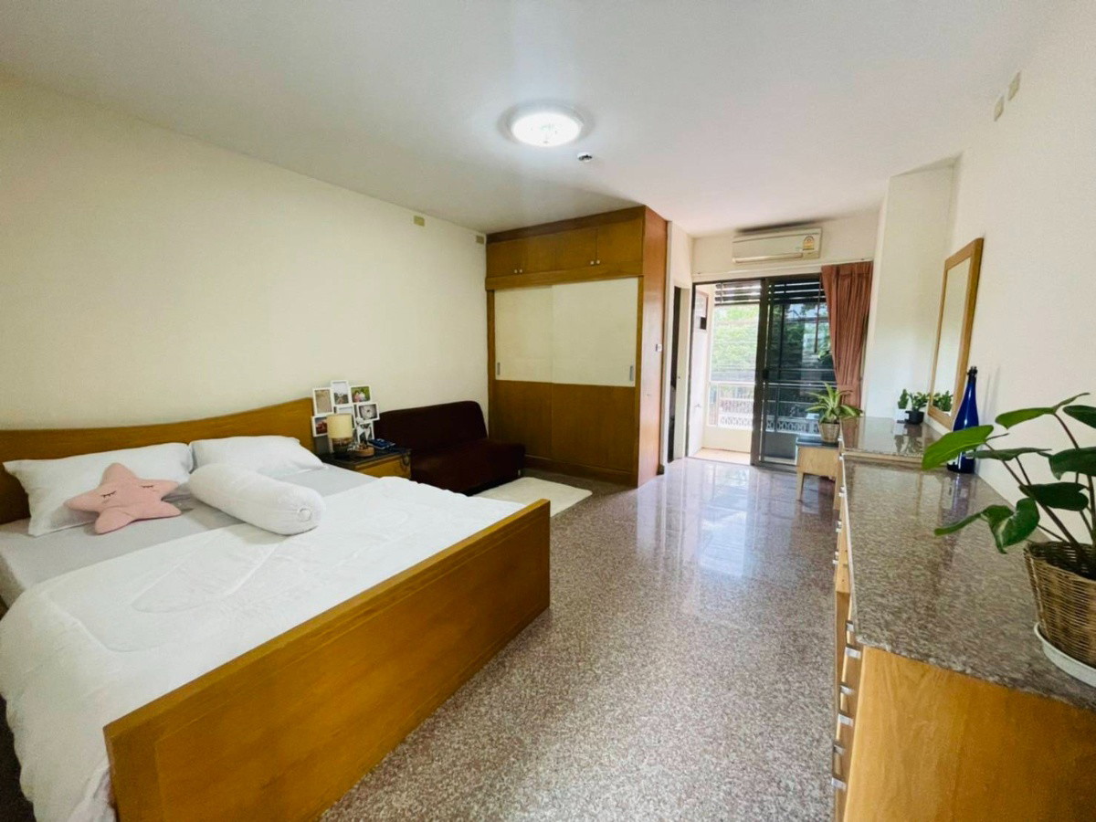 Condo · bangkok — photo 1