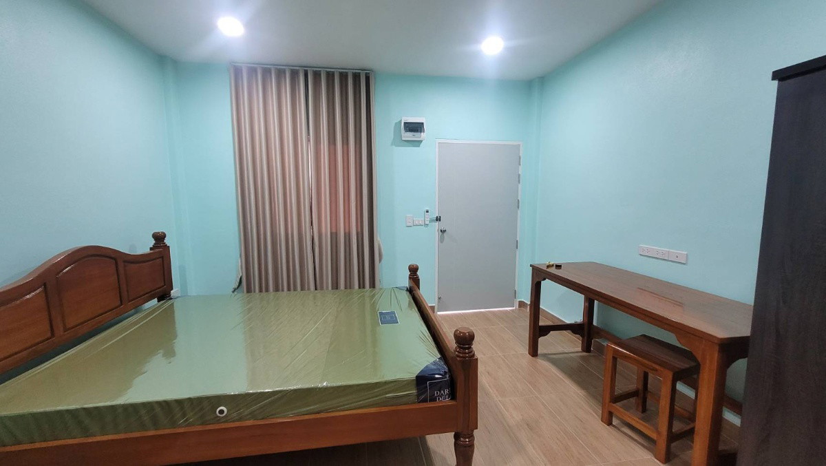 Condo — photo 3