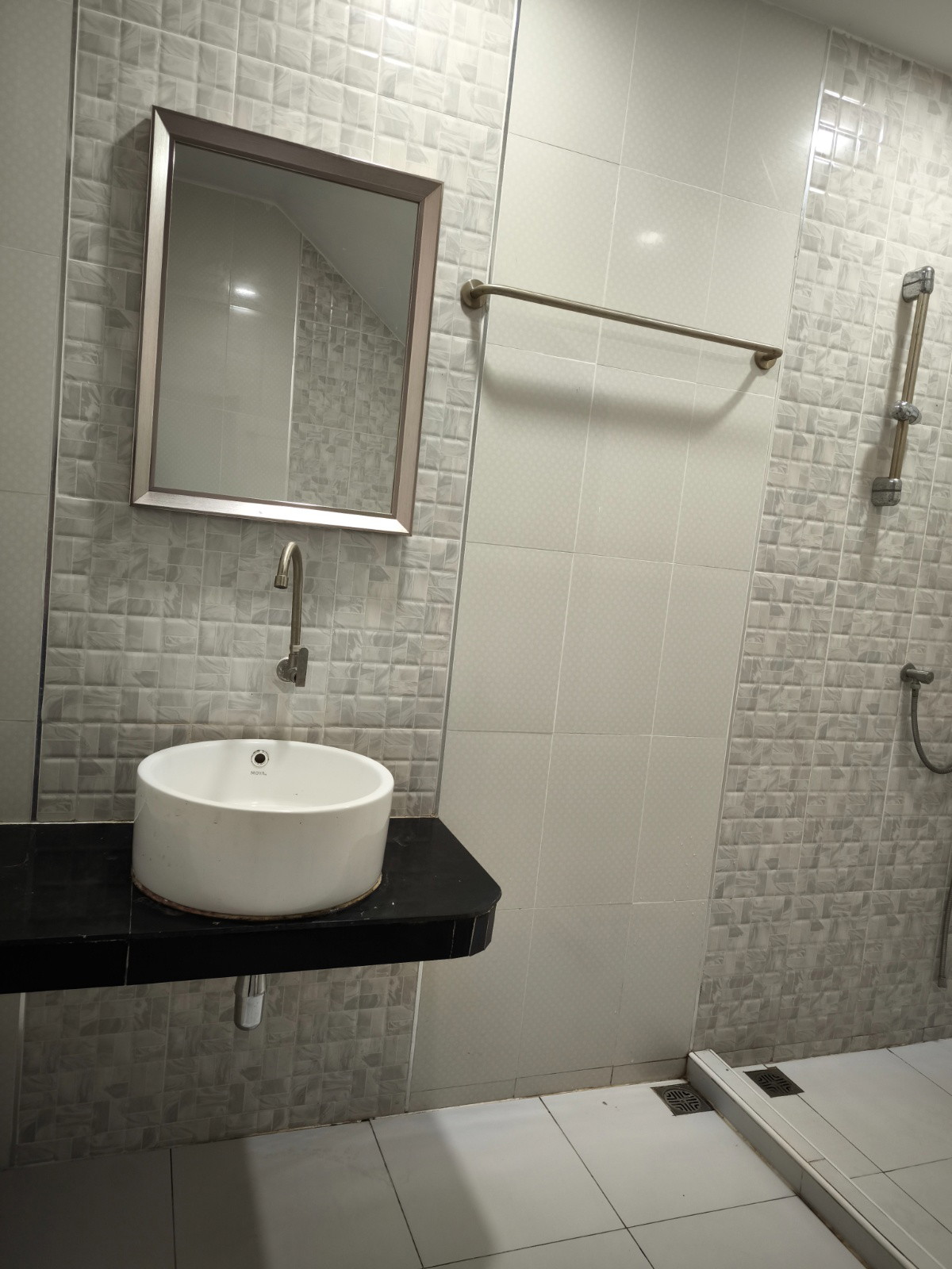 Condo — photo 3
