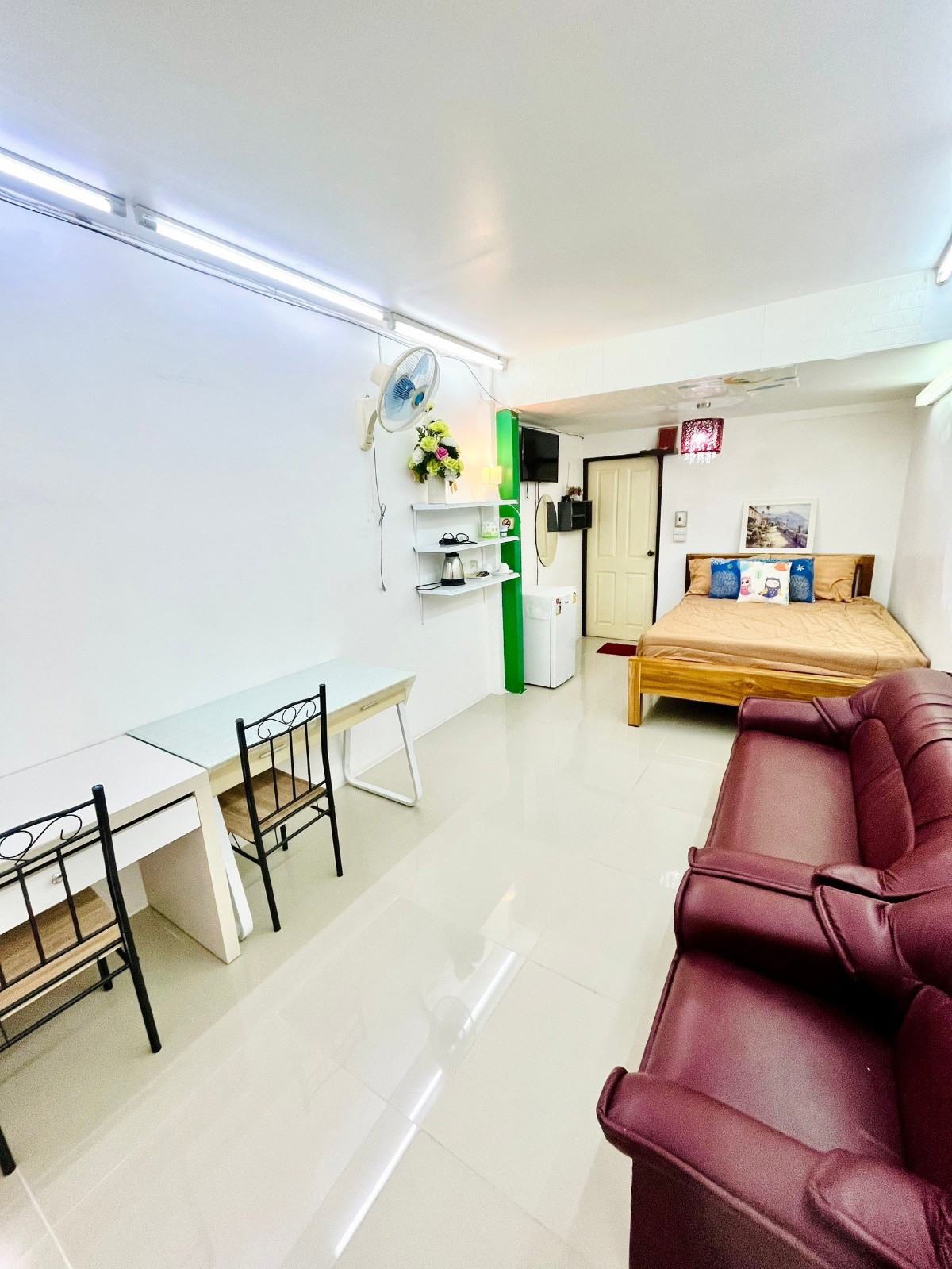 Condo — photo 2