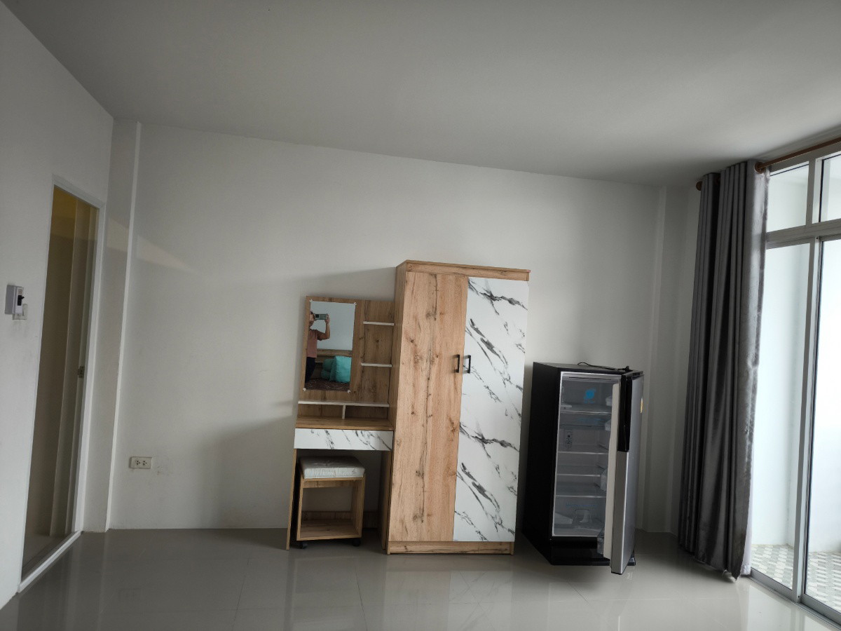 Condo — photo 2