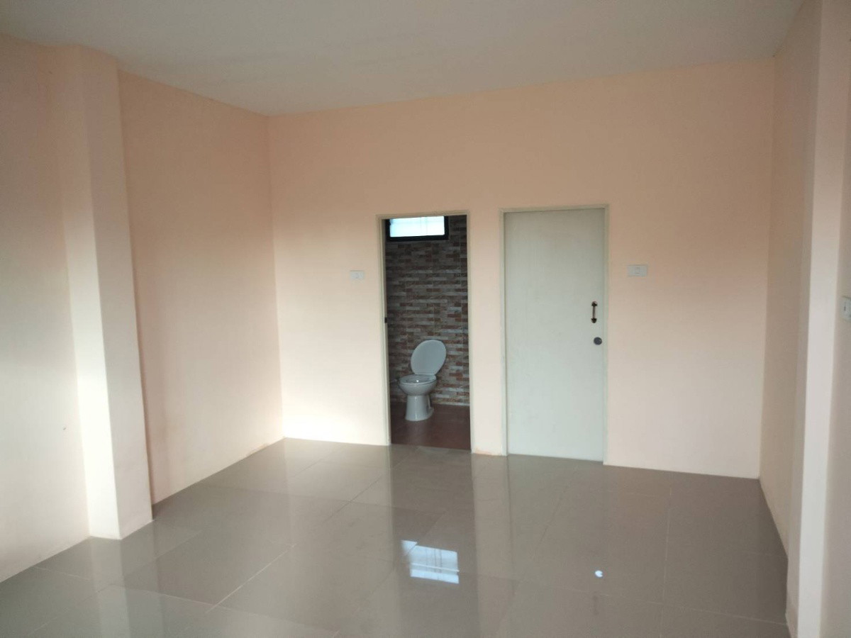 Condo · chon_buri — photo 3