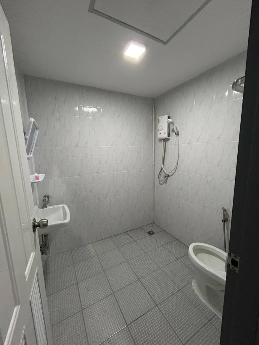 Condo · Bang Yai — photo 3