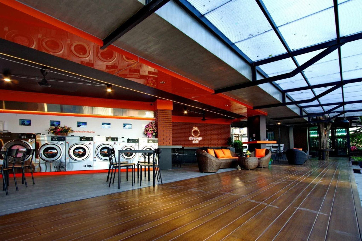 Condo — photo 2