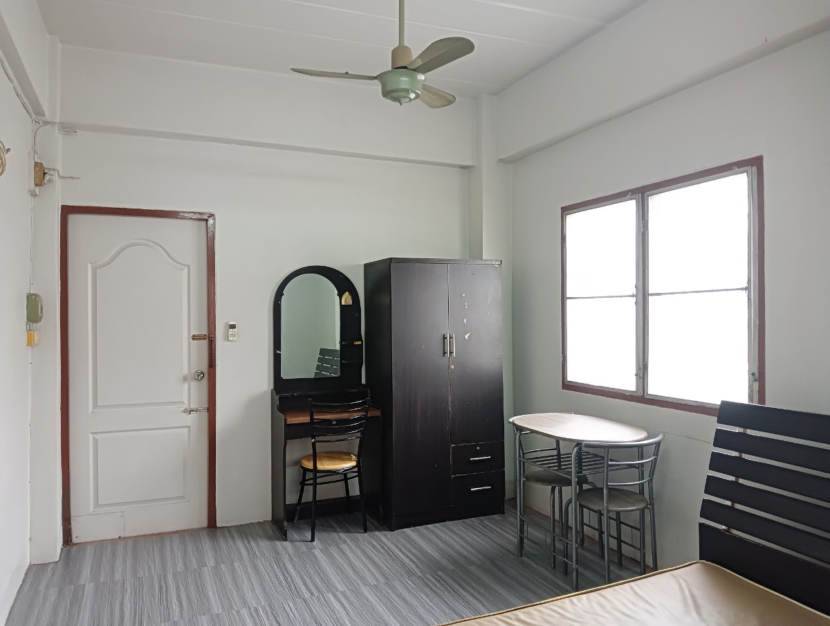 Condo — photo 5
