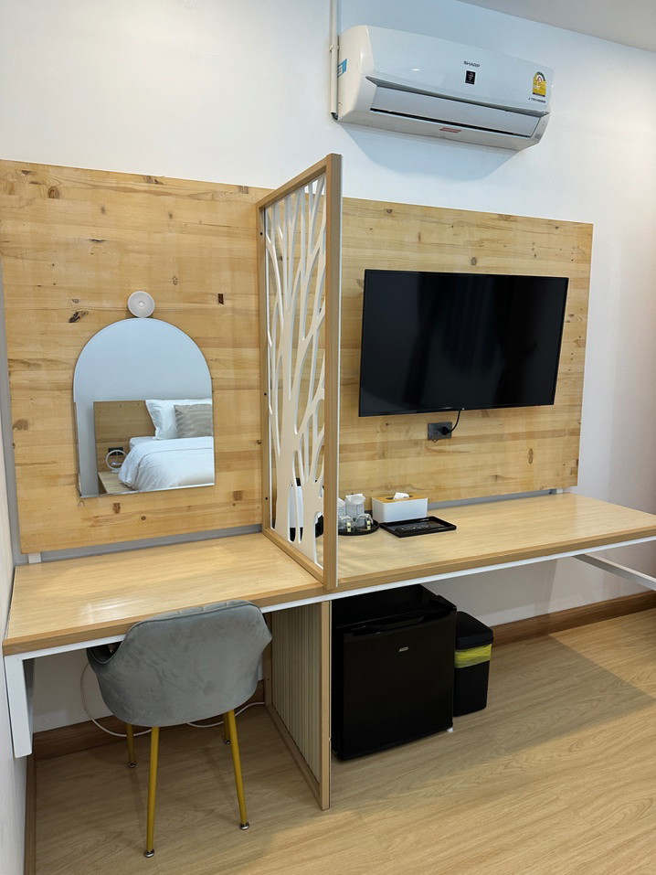Condo — photo 2