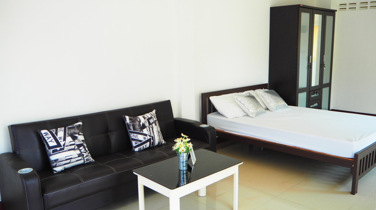 Condo — photo 2